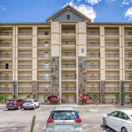 Luxurious Renovated, Pool, Basketball, Playground